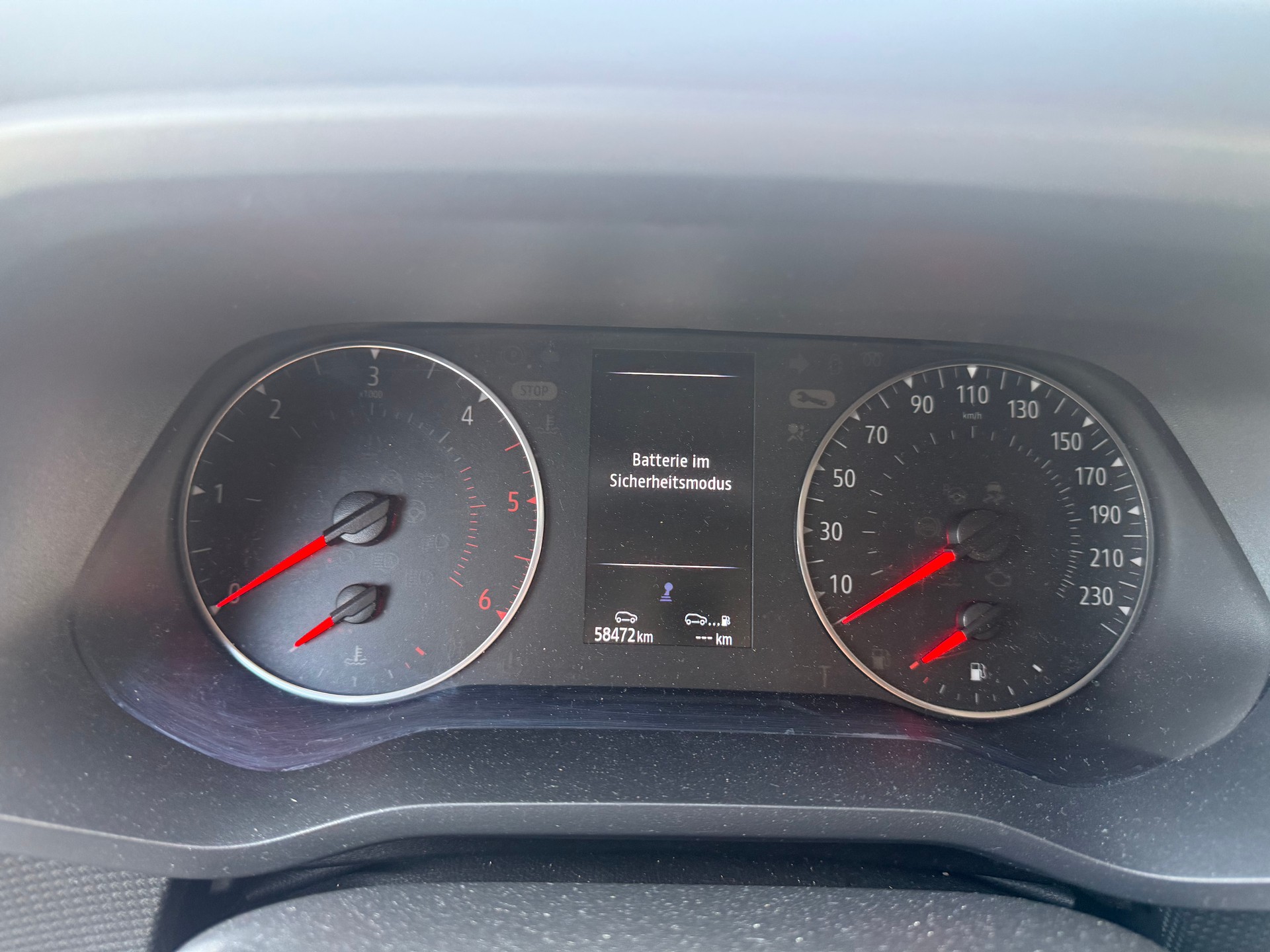 NISSAN PRIMASTAR-image-17