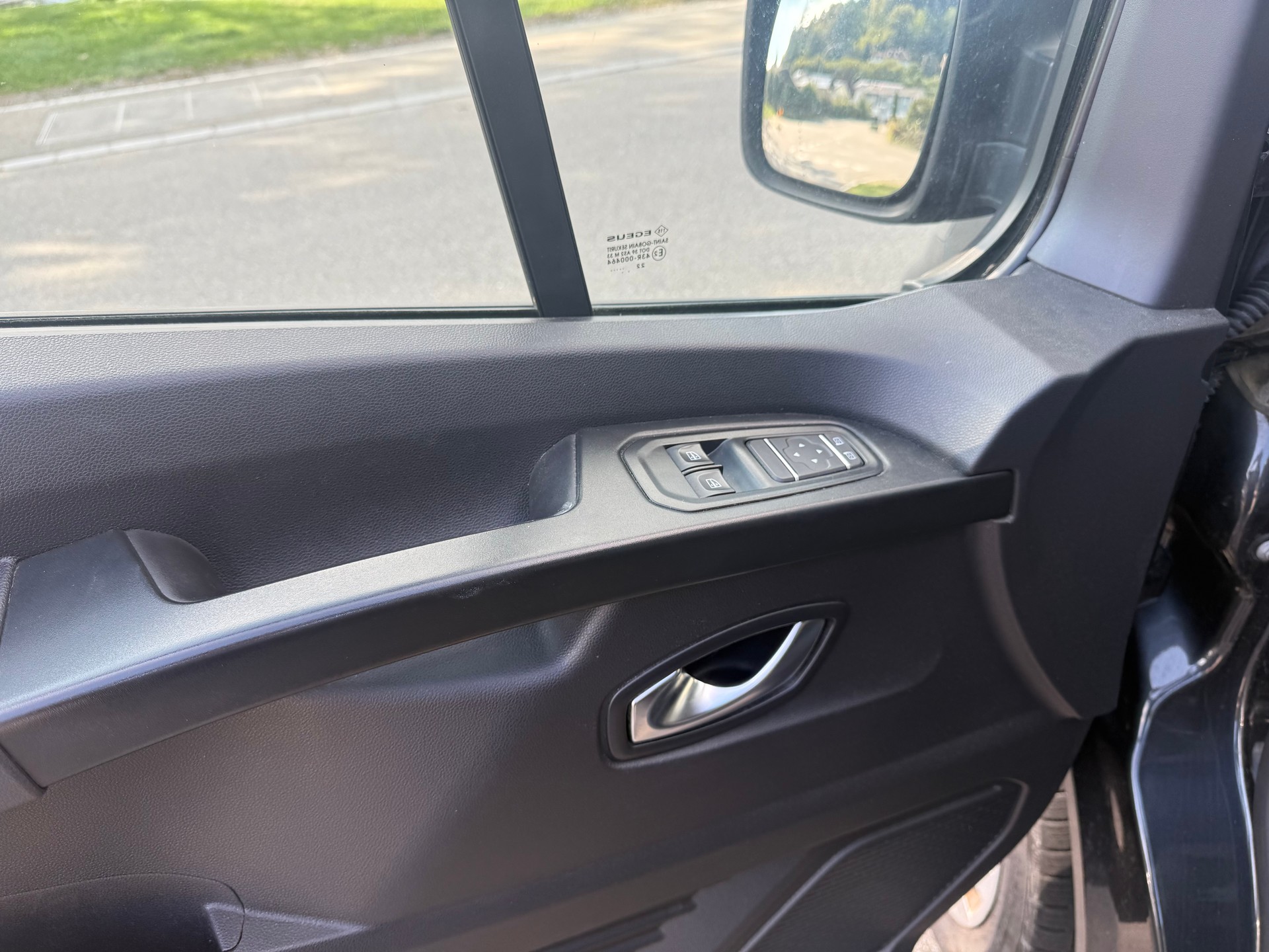 NISSAN PRIMASTAR-image-14