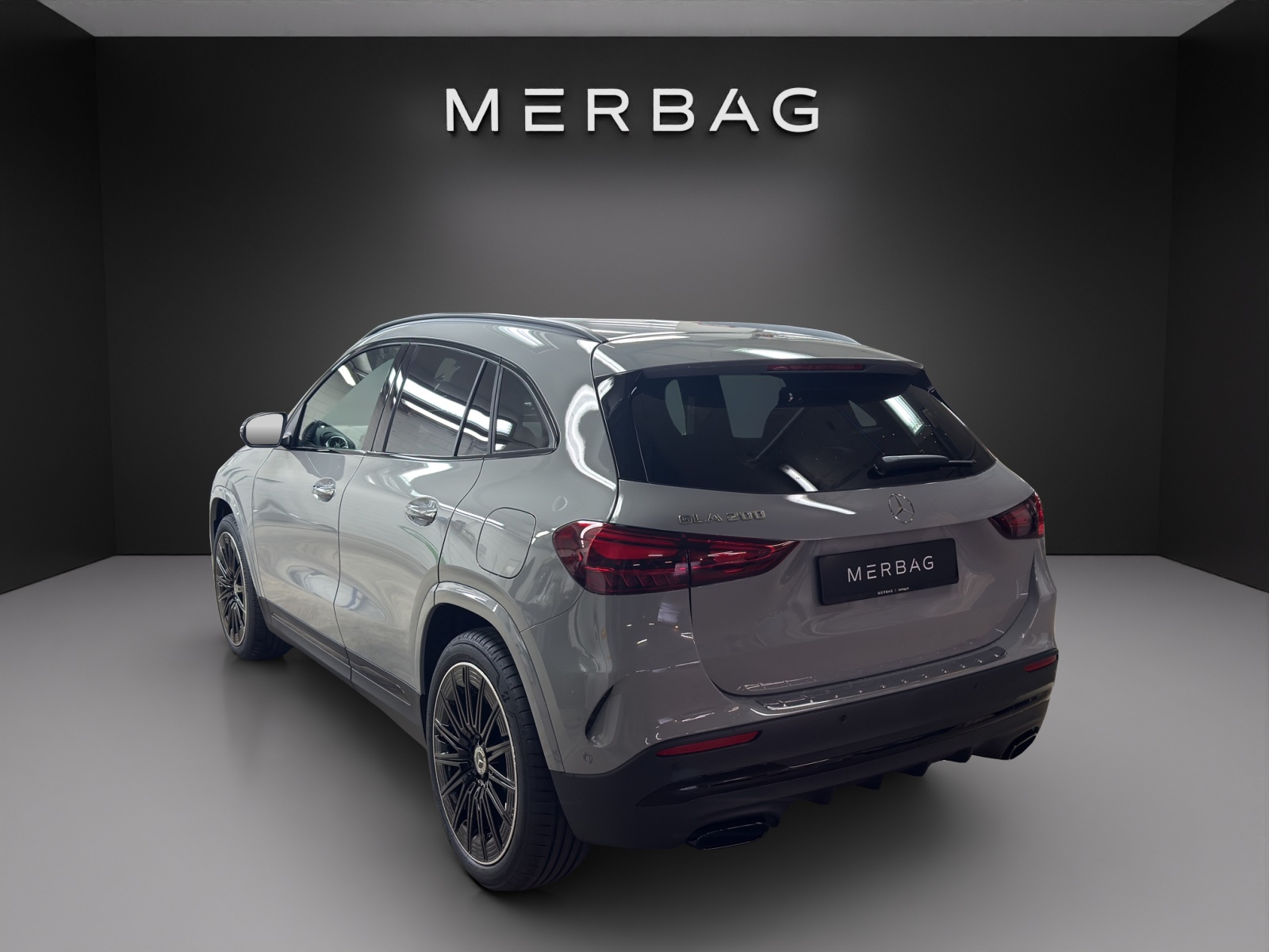 MERCEDES-BENZ GLA 200 Night Star-image-2