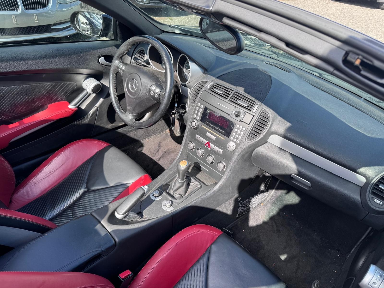 MERCEDES-BENZ SLK 200 Kompressor-image-9