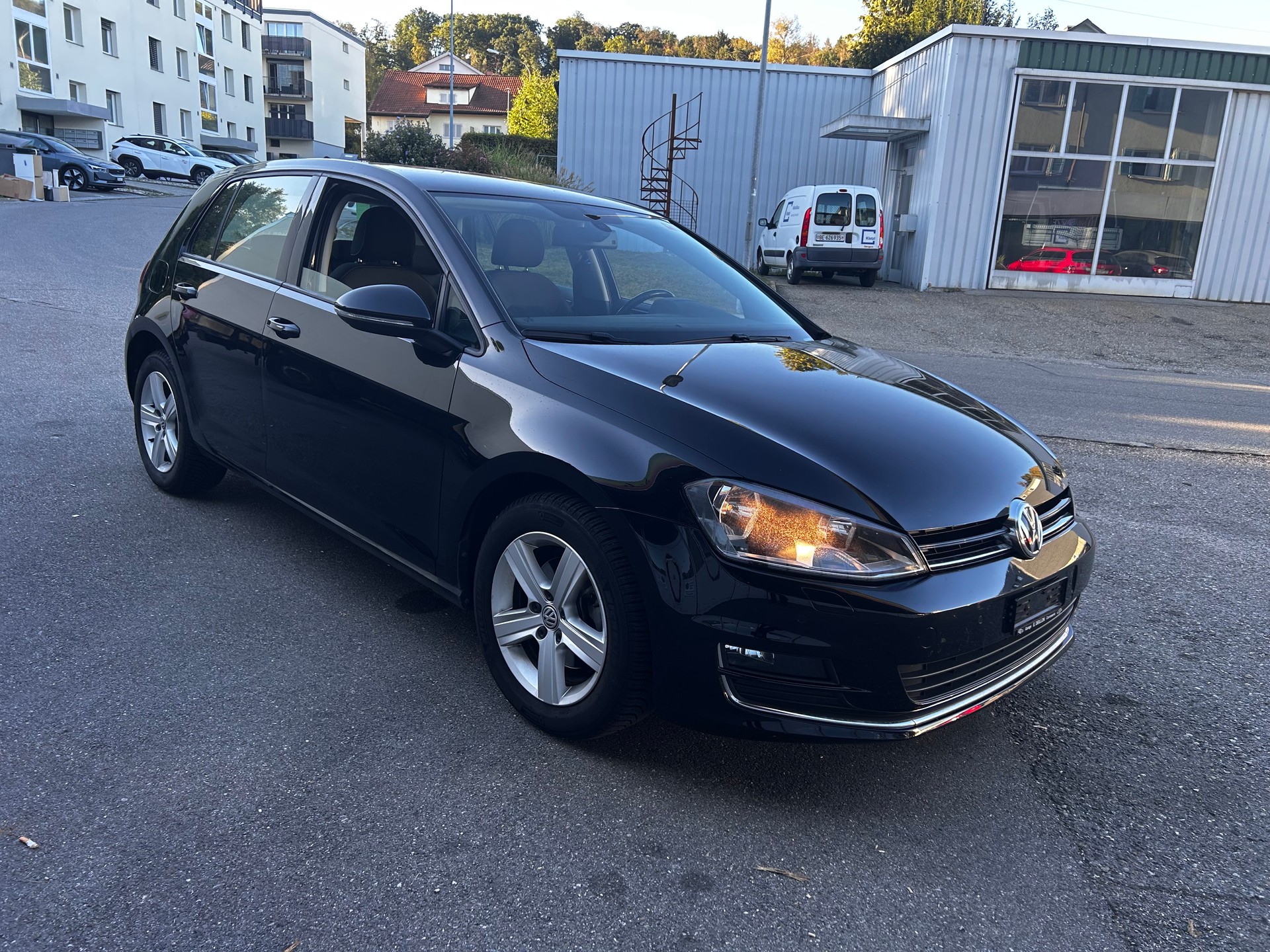 VW Golf 1.4 TSI Trendline-image-2