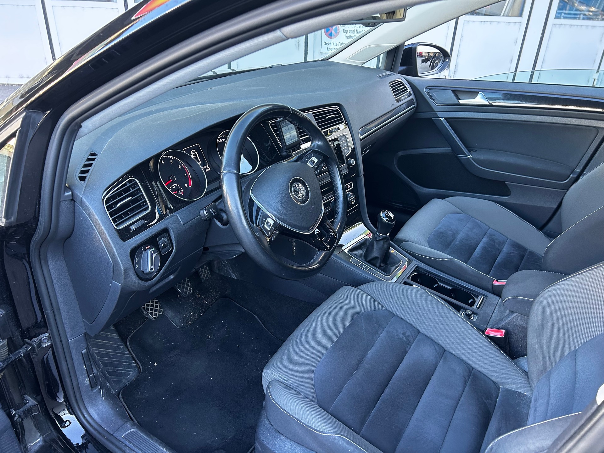 VW Golf 1.4 TSI Trendline-image-10