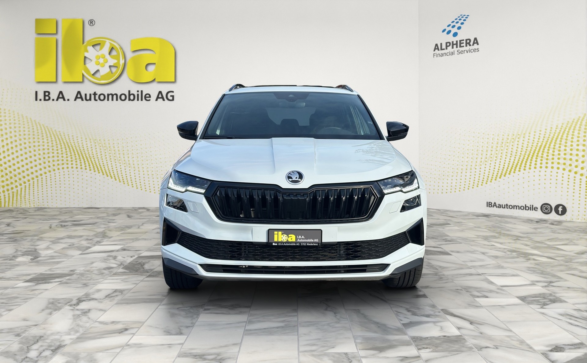 SKODA Karoq 1.5TSI Sport Line Aut. Panorama-Schiebedach-image-7