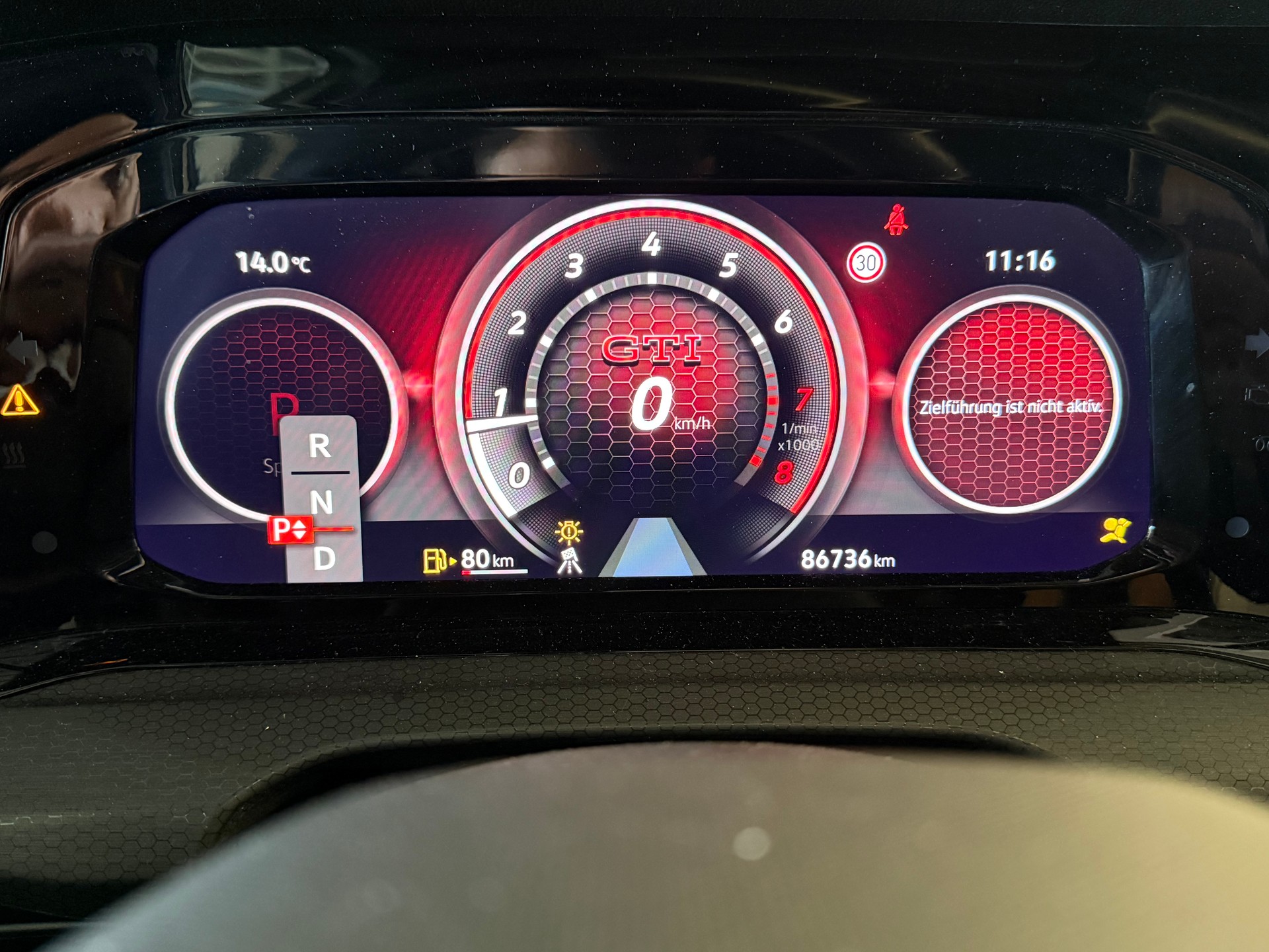 VW Golf 2.0 TSI GTI DSG-image-12
