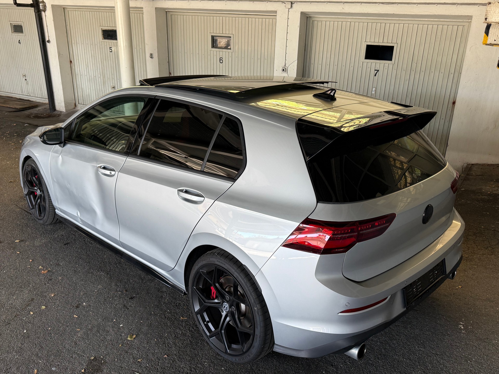 VW Golf 2.0 TSI GTI DSG-image-8