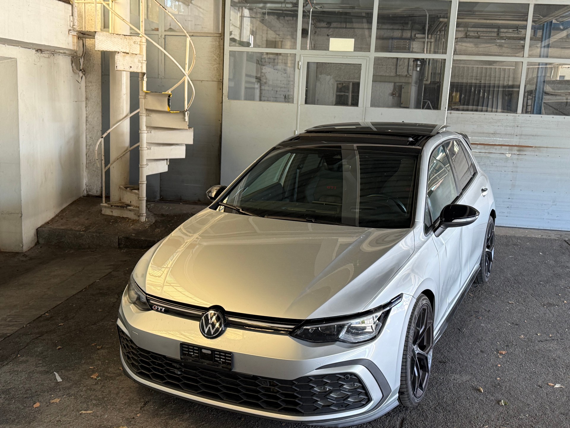 VW Golf 2.0 TSI GTI DSG-image-1