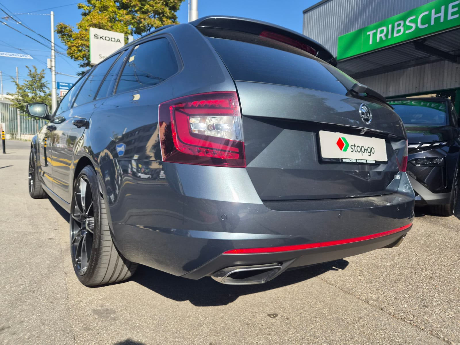 SKODA Octavia Combi 2.0 TSI RS DSG-image-5