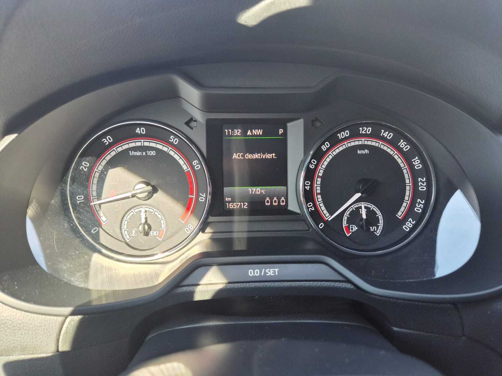 SKODA Octavia Combi 2.0 TSI RS DSG-image-17