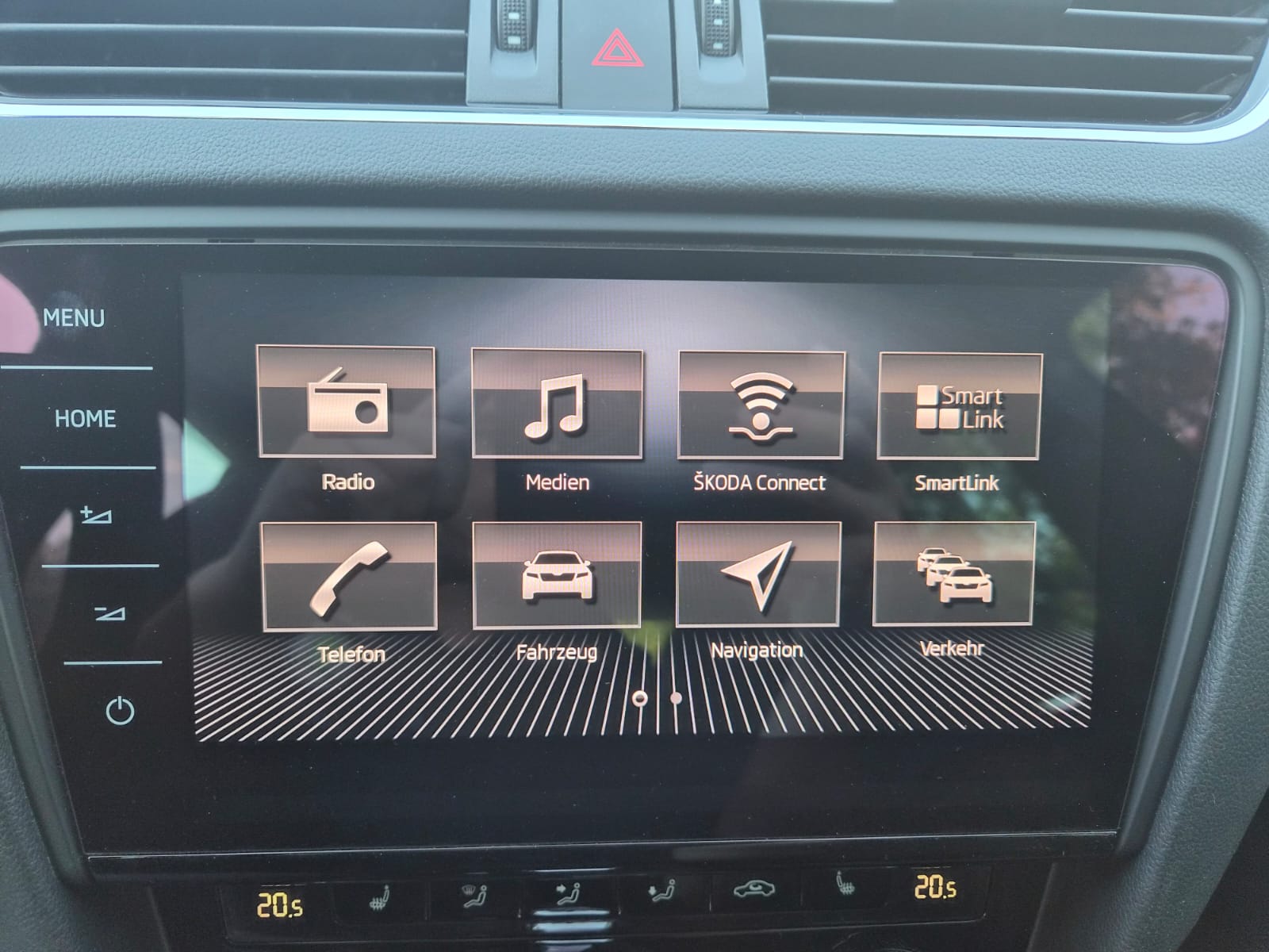 SKODA Octavia Combi 2.0 TSI RS DSG-image-21