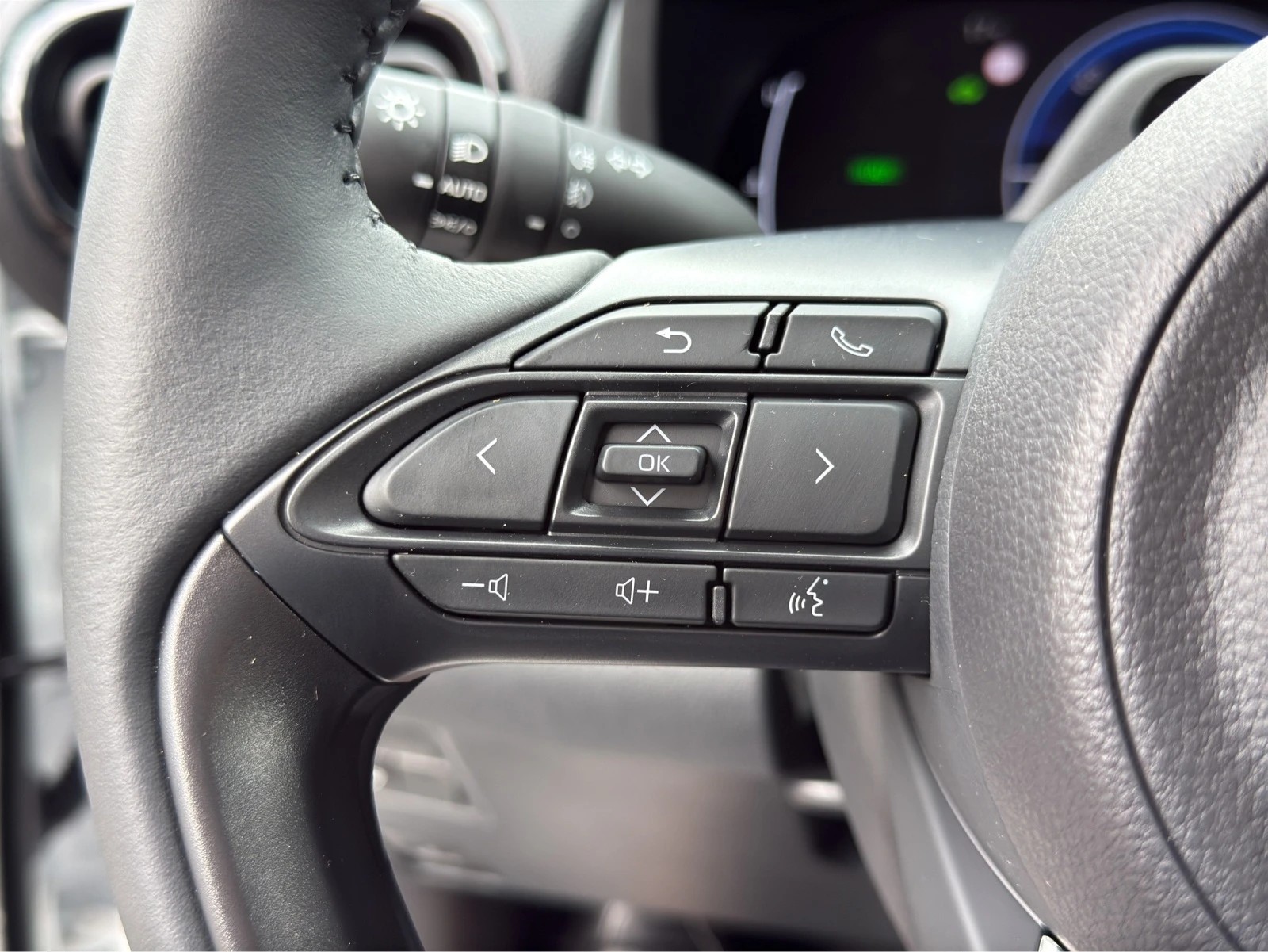 TOYOTA Yaris Cross 1.5 Hybrid Active-image-19