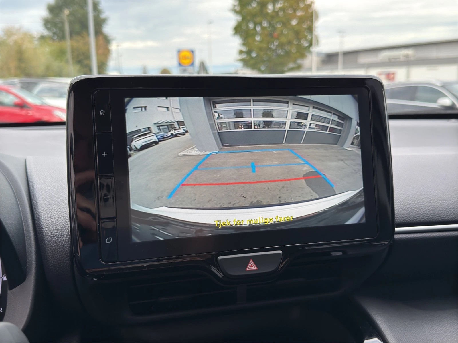 TOYOTA Yaris Cross 1.5 Hybrid Active-image-24
