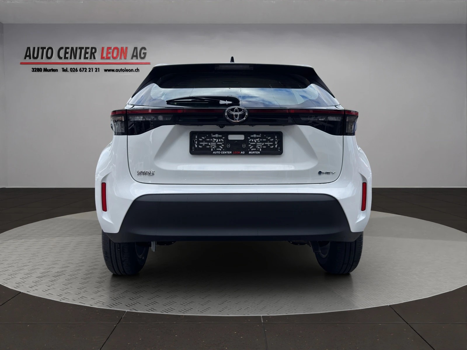 TOYOTA Yaris Cross 1.5 Hybrid Active-image-4