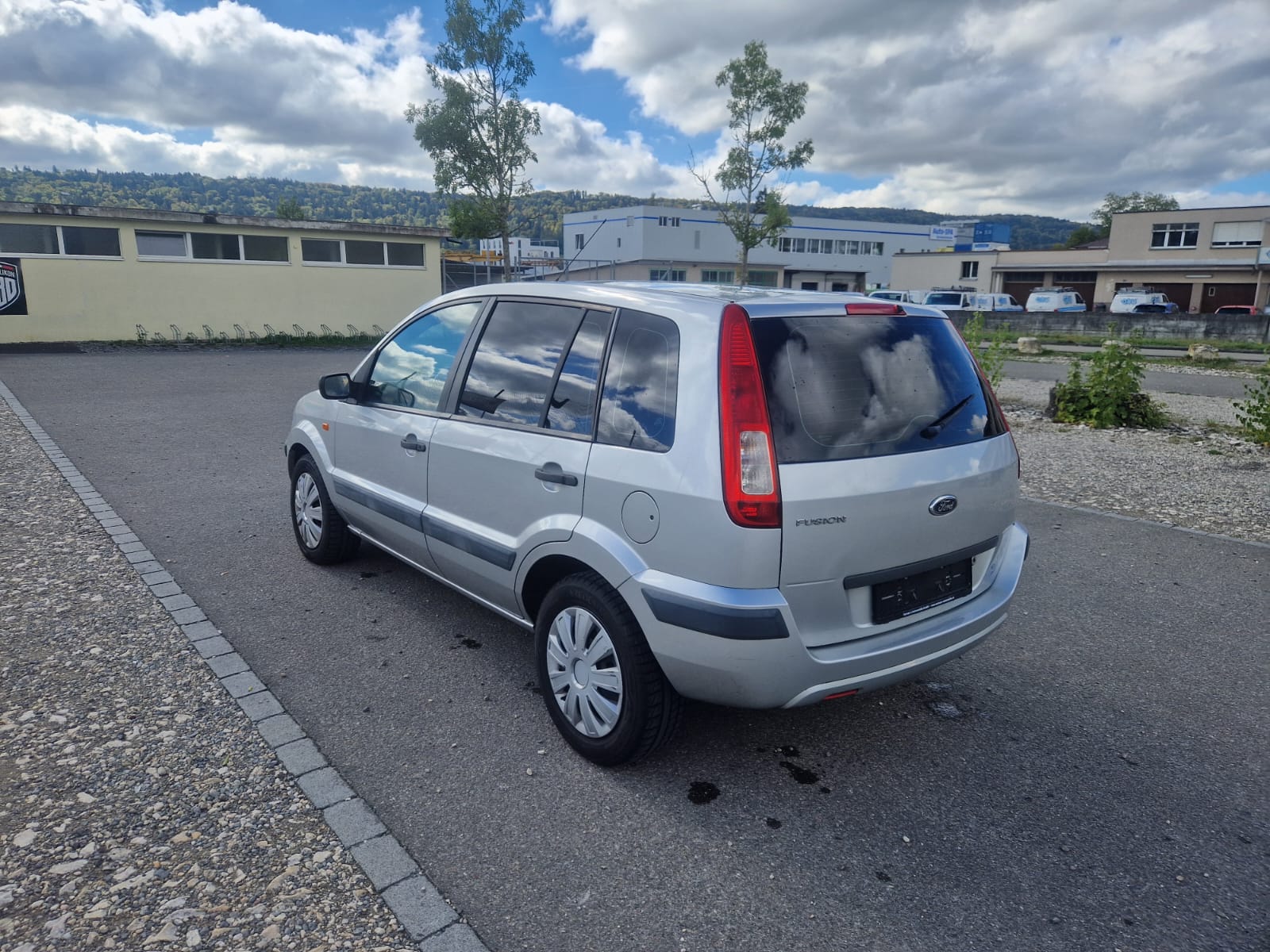 FORD Fusion 1.6 16V Trend-image-3