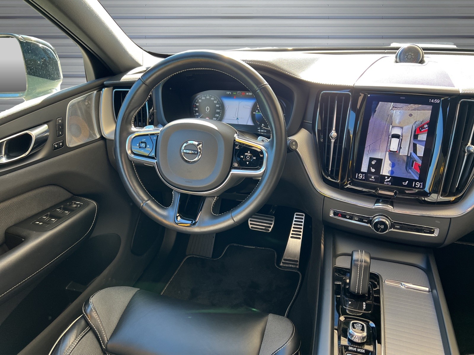 VOLVO XC60 T8 eAWD Polestar Geartronic-image-13