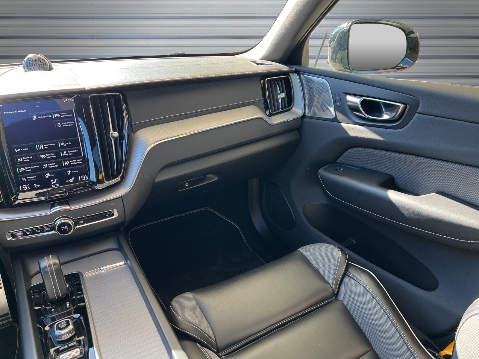 VOLVO XC60 T8 eAWD Polestar Geartronic-image-14