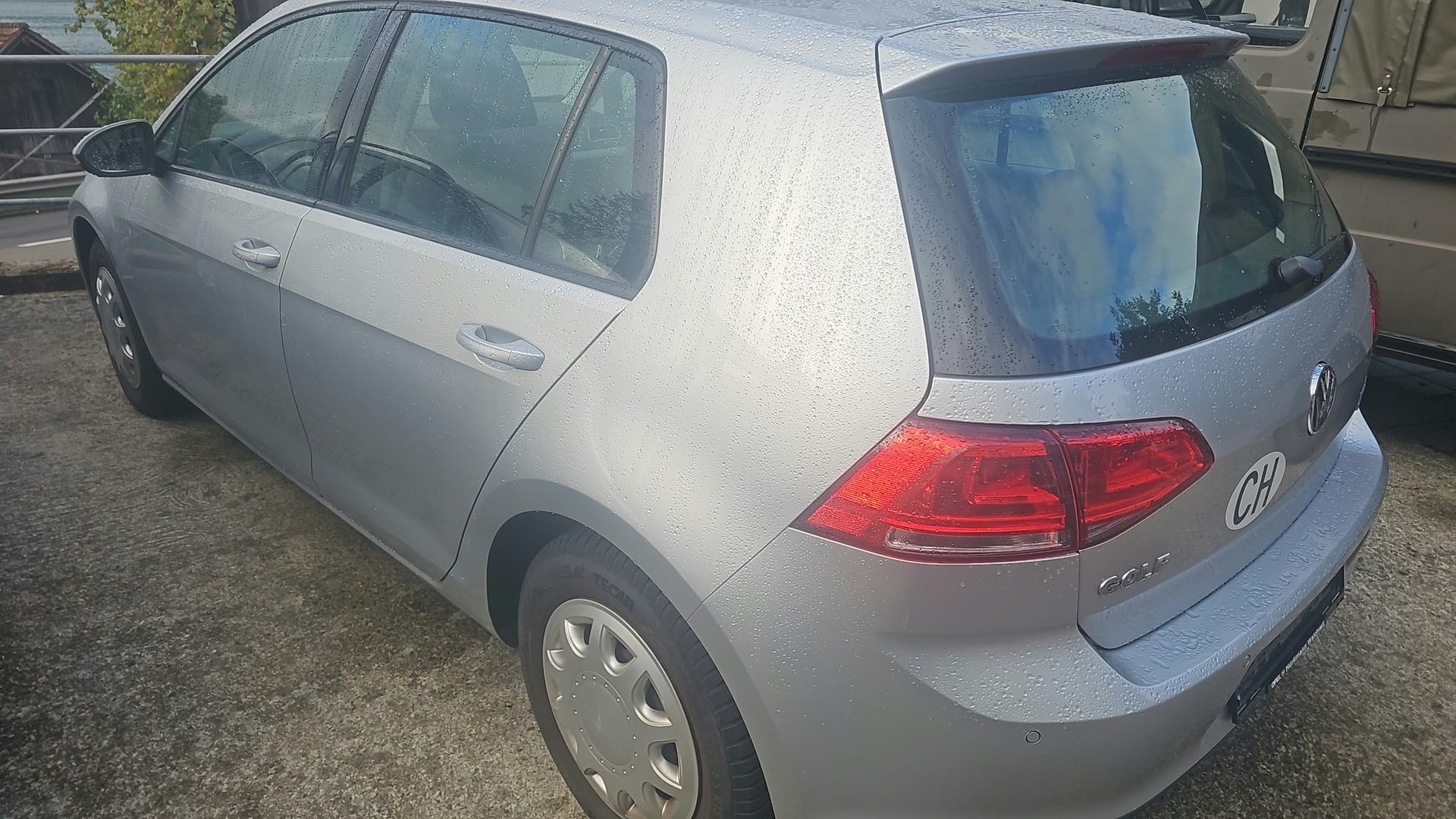 VW Golf 1.6 TDI Trendline-image-1