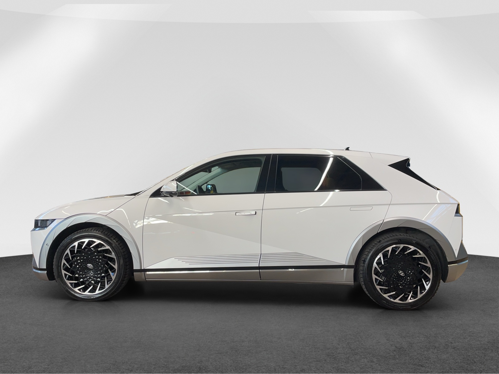 HYUNDAI Ioniq 5 Amplia 4WD-image-3