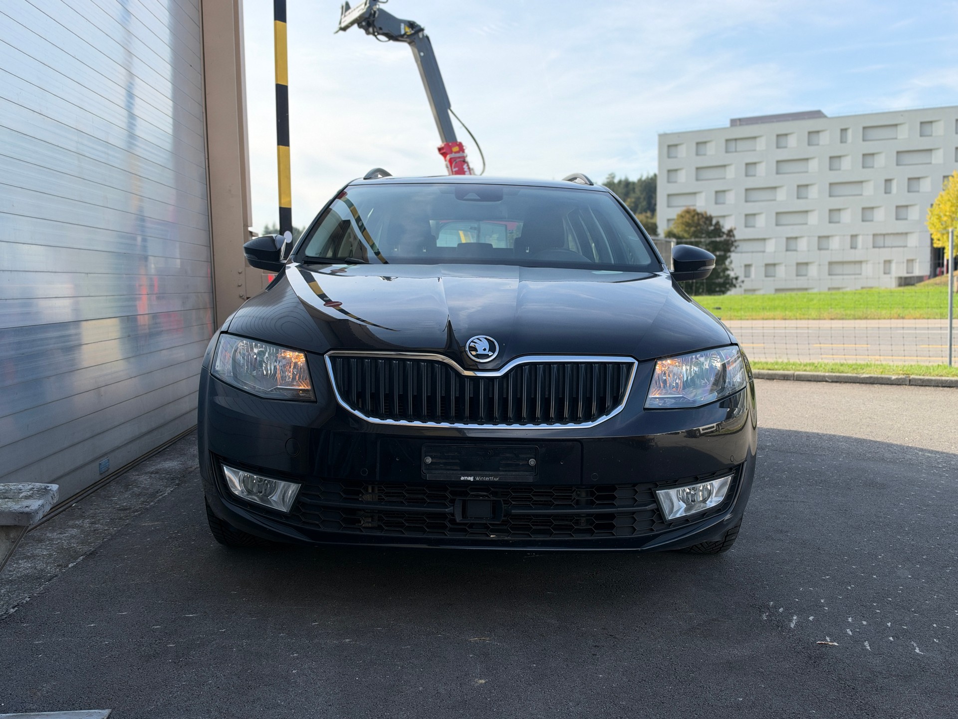 SKODA Octavia Combi 2.0 TDI Ambition 4x4 DSG-image-1
