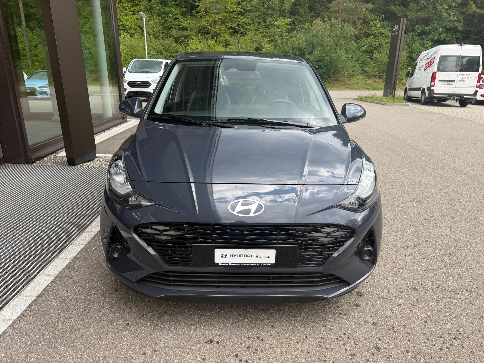 HYUNDAI i10 1.2 Amplia Aut.-image-2