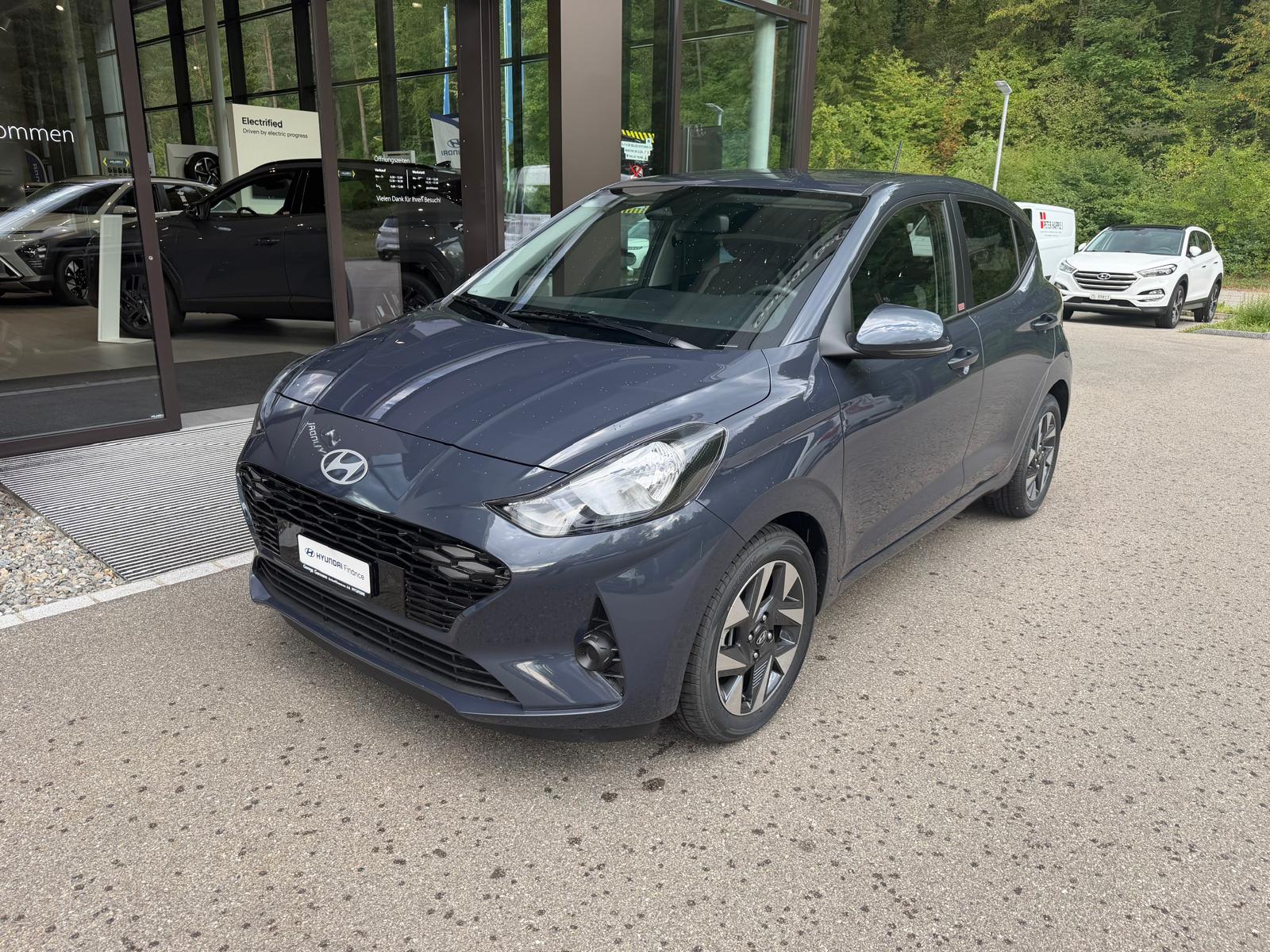 HYUNDAI i10 1.2 Amplia Aut.-image-1
