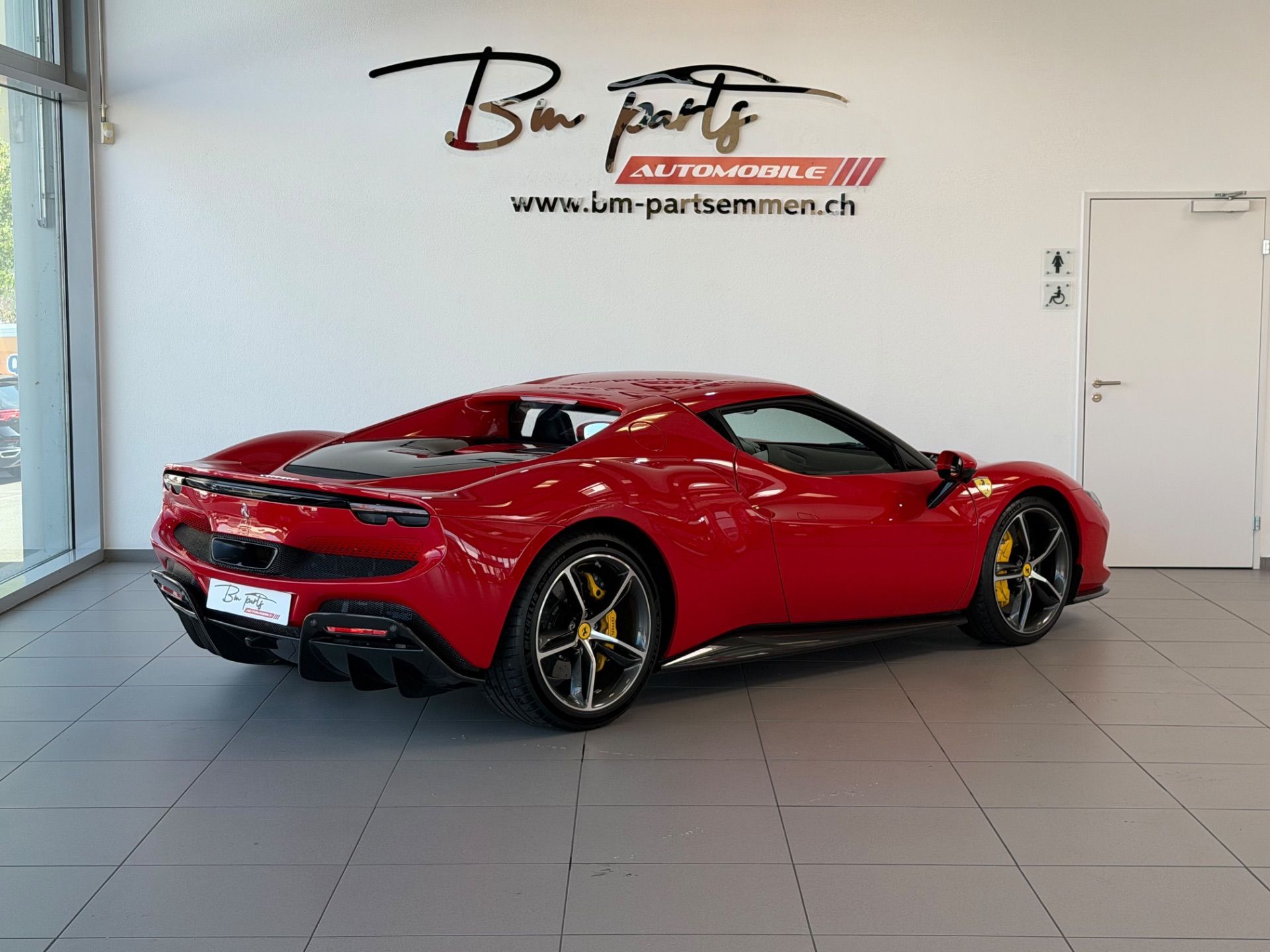 FERRARI 296 GTB-image-5