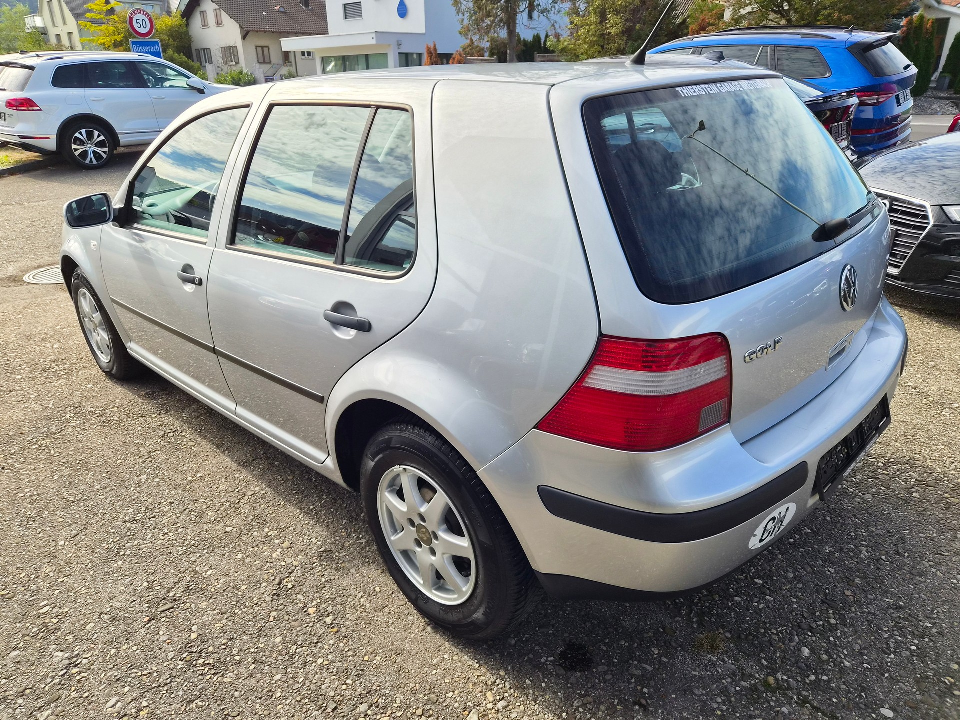 VW Golf 1.6 Ocean Automatic-image-3