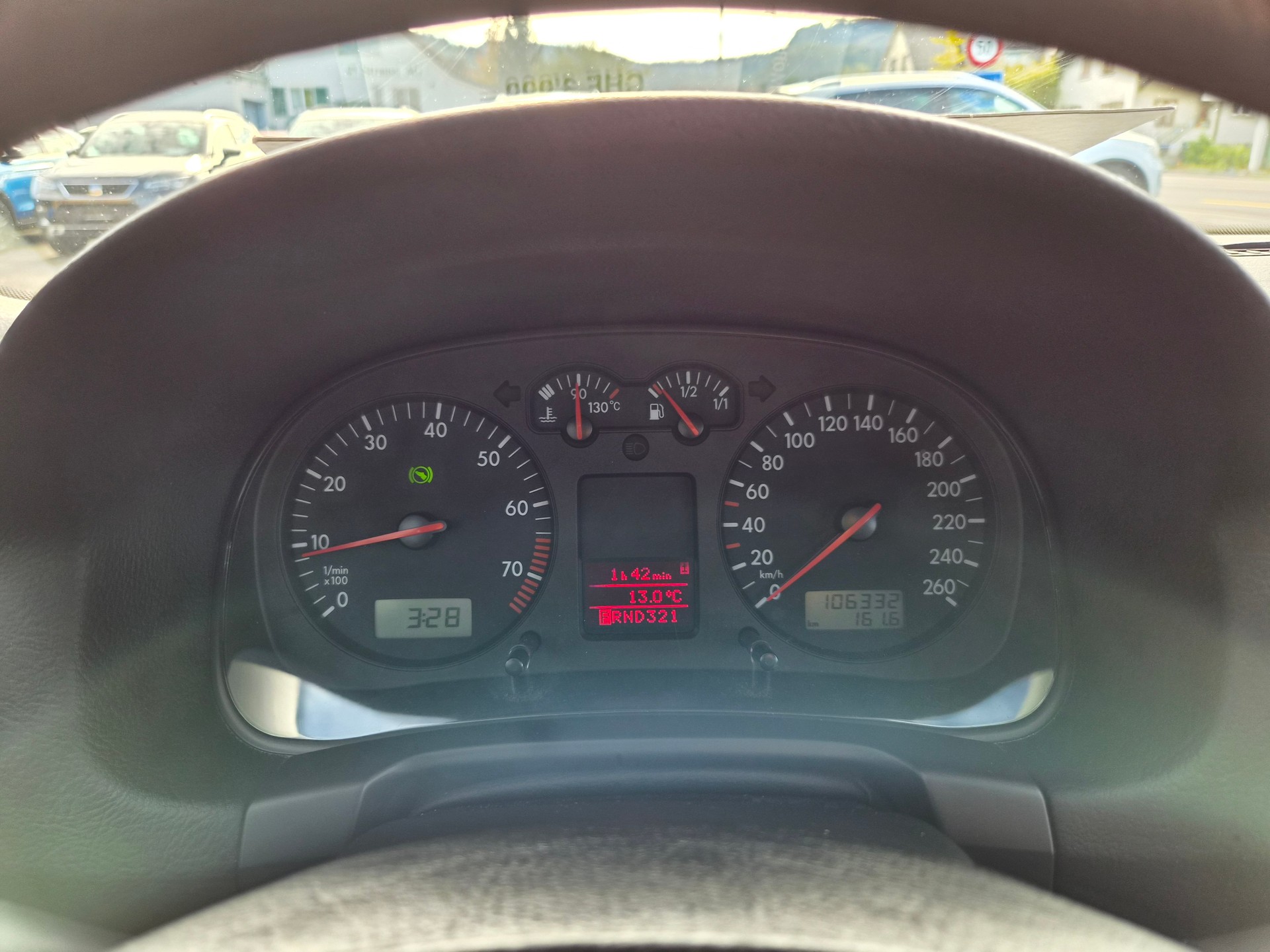 VW Golf 1.6 Ocean Automatic-image-15