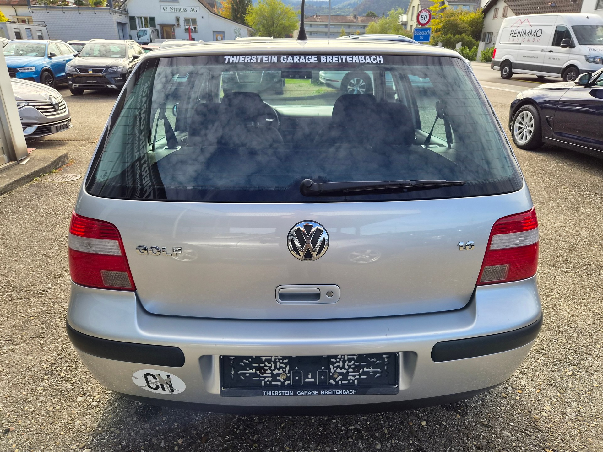 VW Golf 1.6 Ocean Automatic-image-4