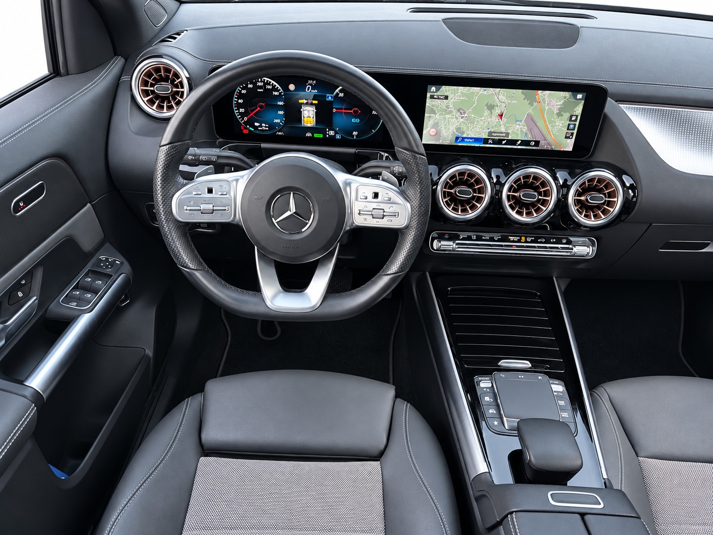 MERCEDES-BENZ EQA 250 Electric Art Line-image-18