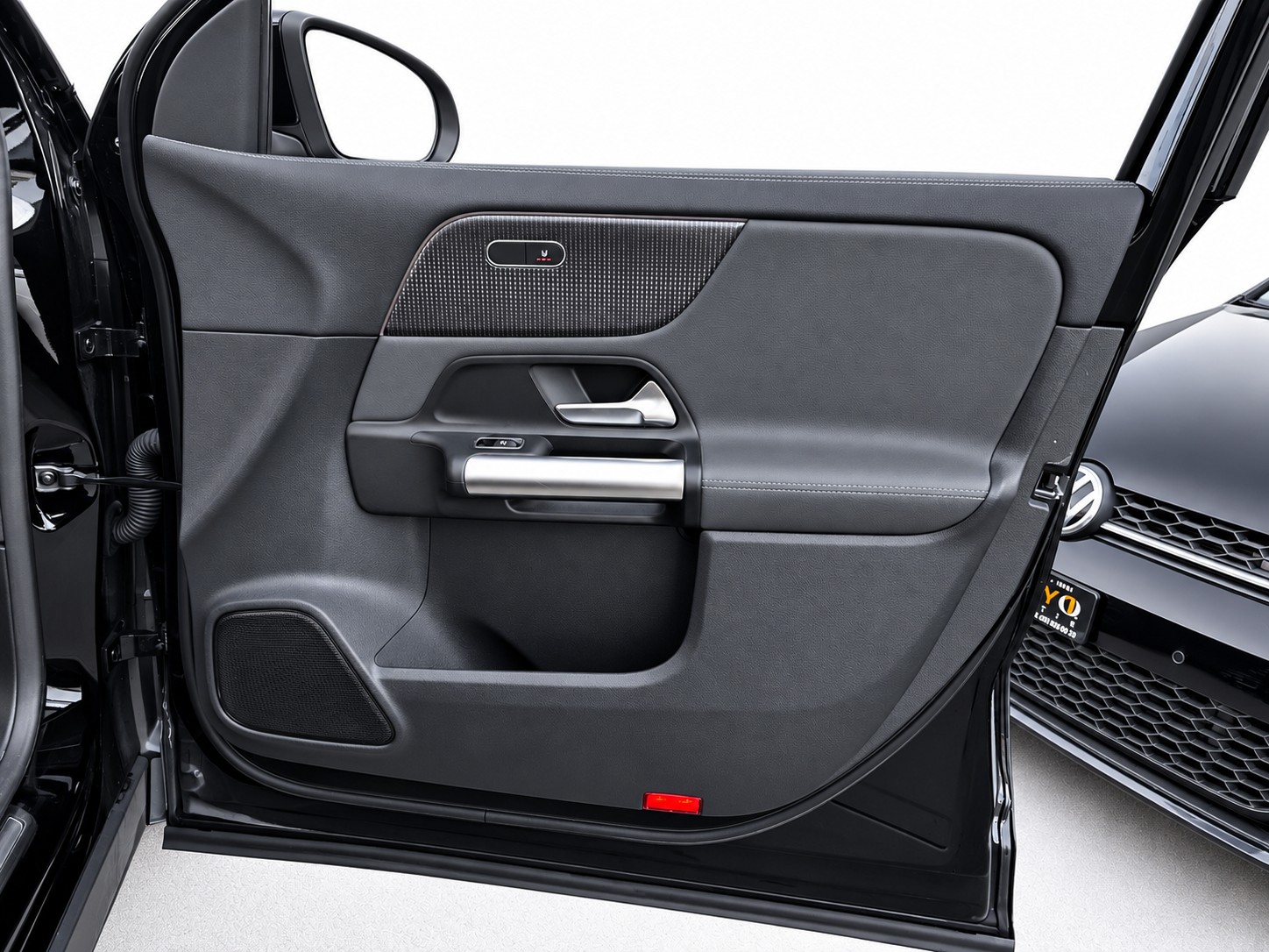 MERCEDES-BENZ EQA 250 Electric Art Line-image-22
