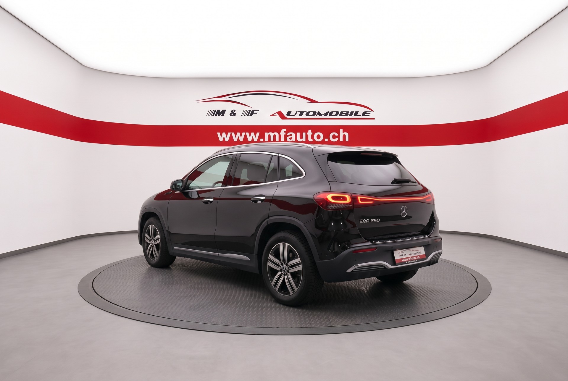 MERCEDES-BENZ EQA 250 Electric Art Line-image-5