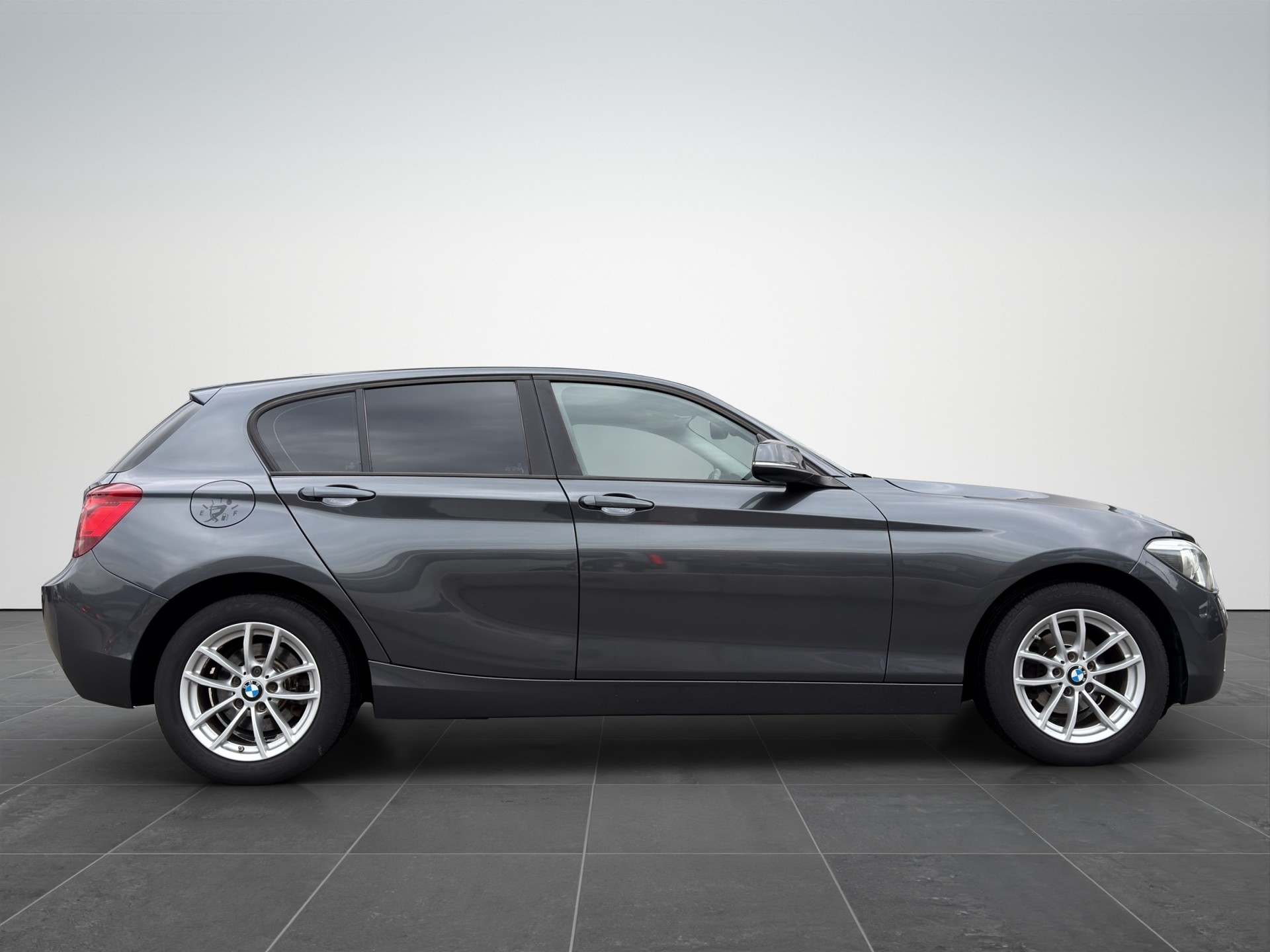 BMW 116i Steptronic-image-6