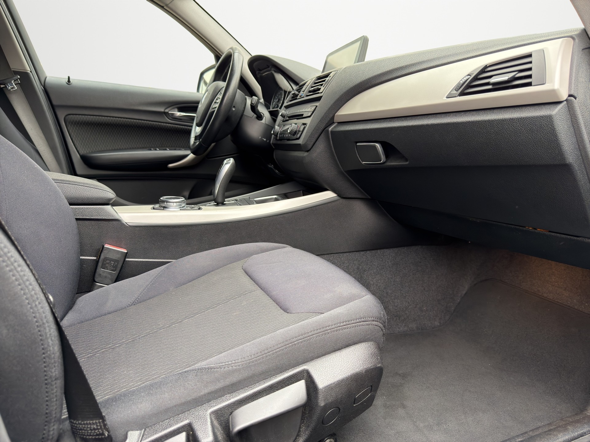 BMW 116i Steptronic-image-11
