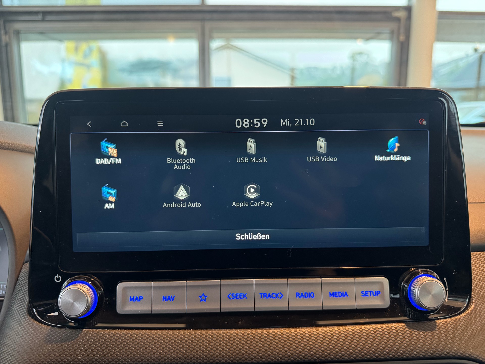 HYUNDAI Kona EV Amplia-image-25