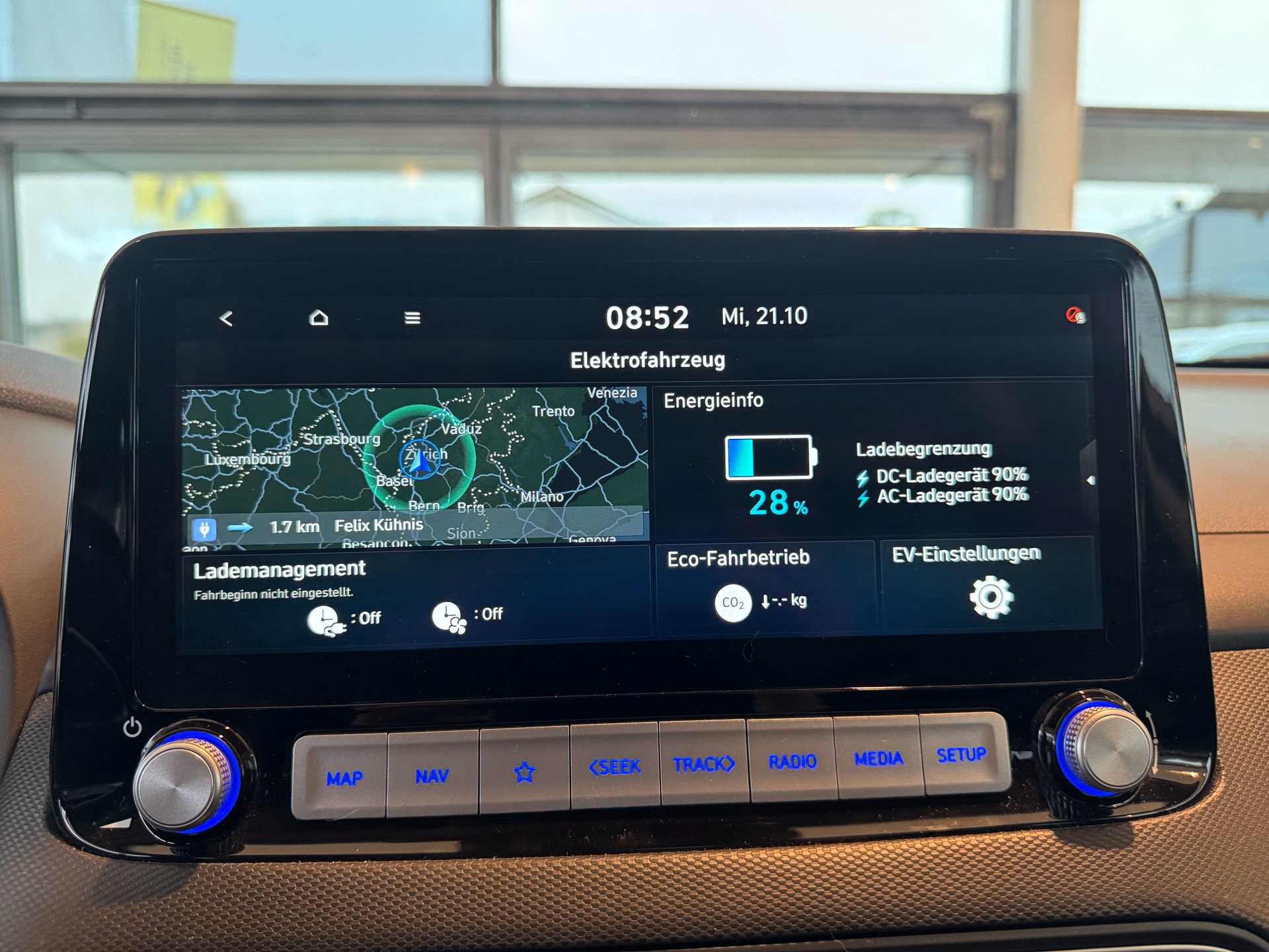 HYUNDAI Kona EV Amplia-image-23