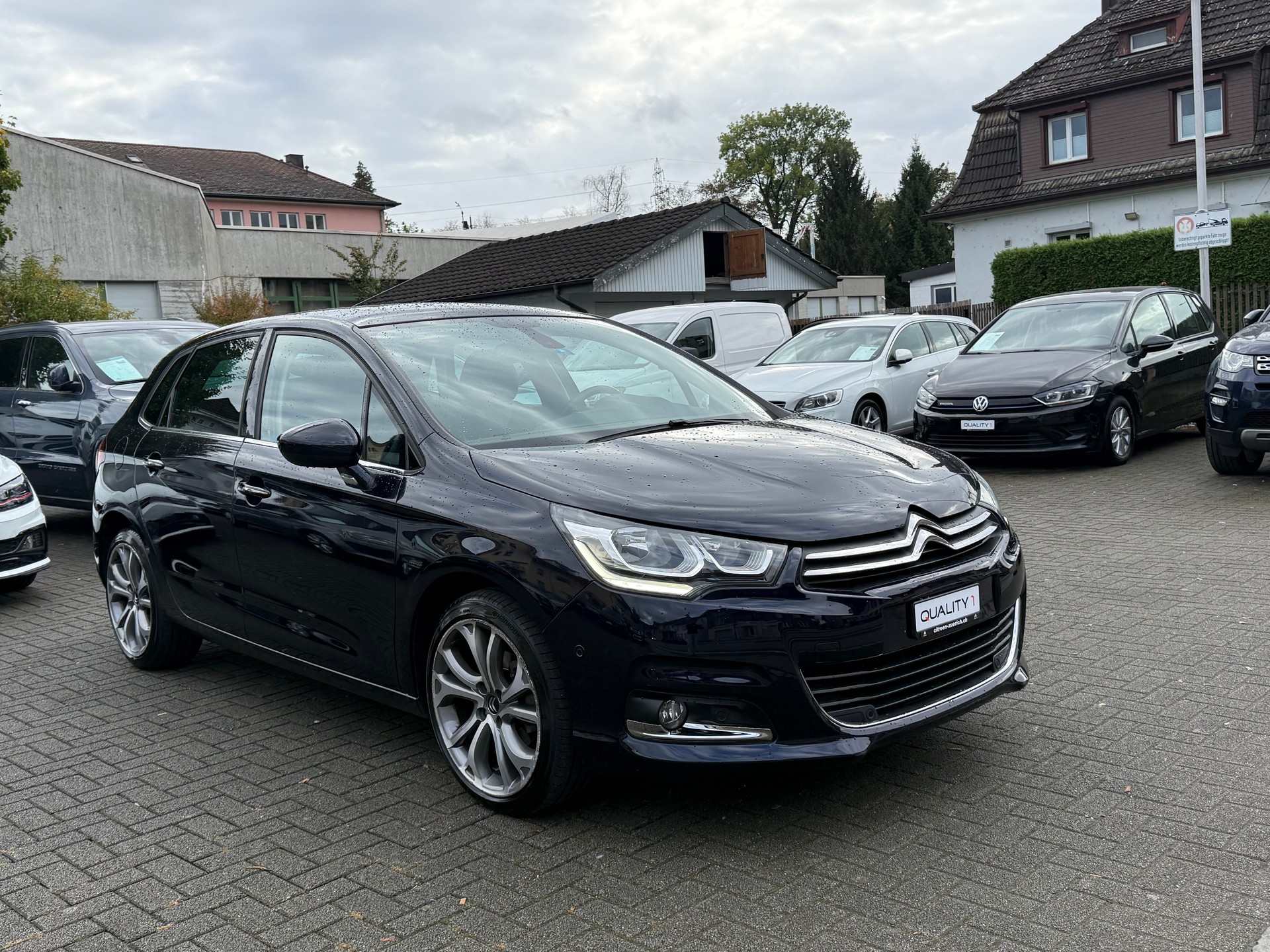 CITROEN C4 1.2 Pure Tech Feel Edition Automatic-image-0
