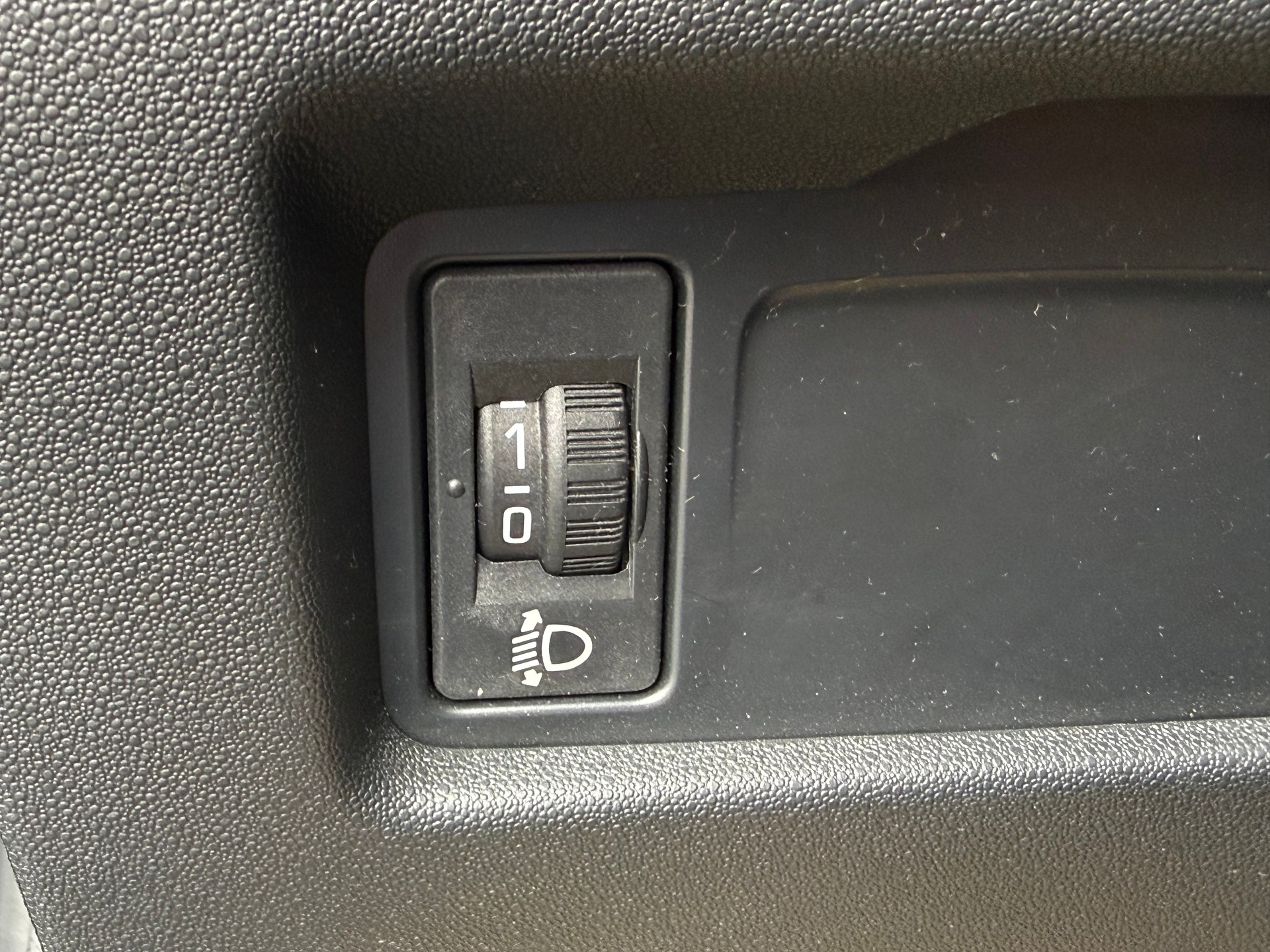 CITROEN C4 1.2 Pure Tech Feel Edition Automatic-image-22