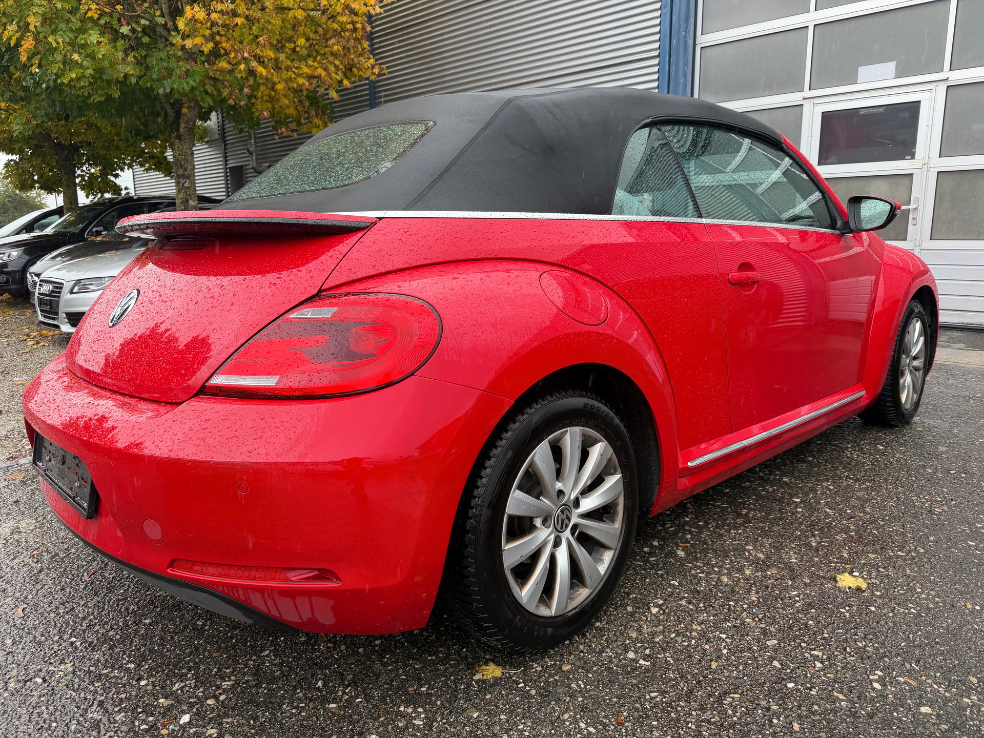 VW Beetle Cabrio 1.2 TSI Design-image-2