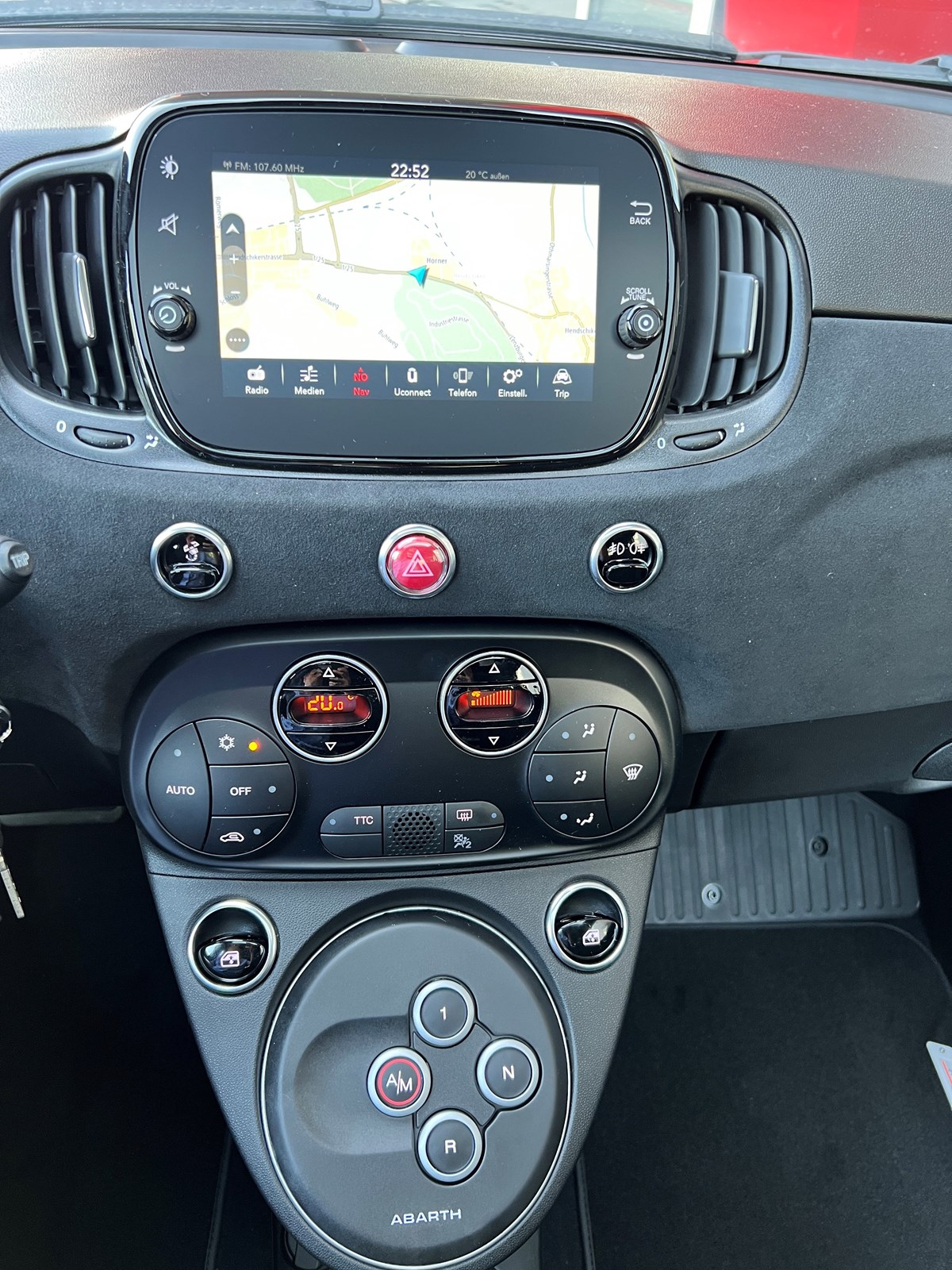 FIAT 695 1.4 16V Turbo Abarth 695 Turismo MTA Automat-image-9