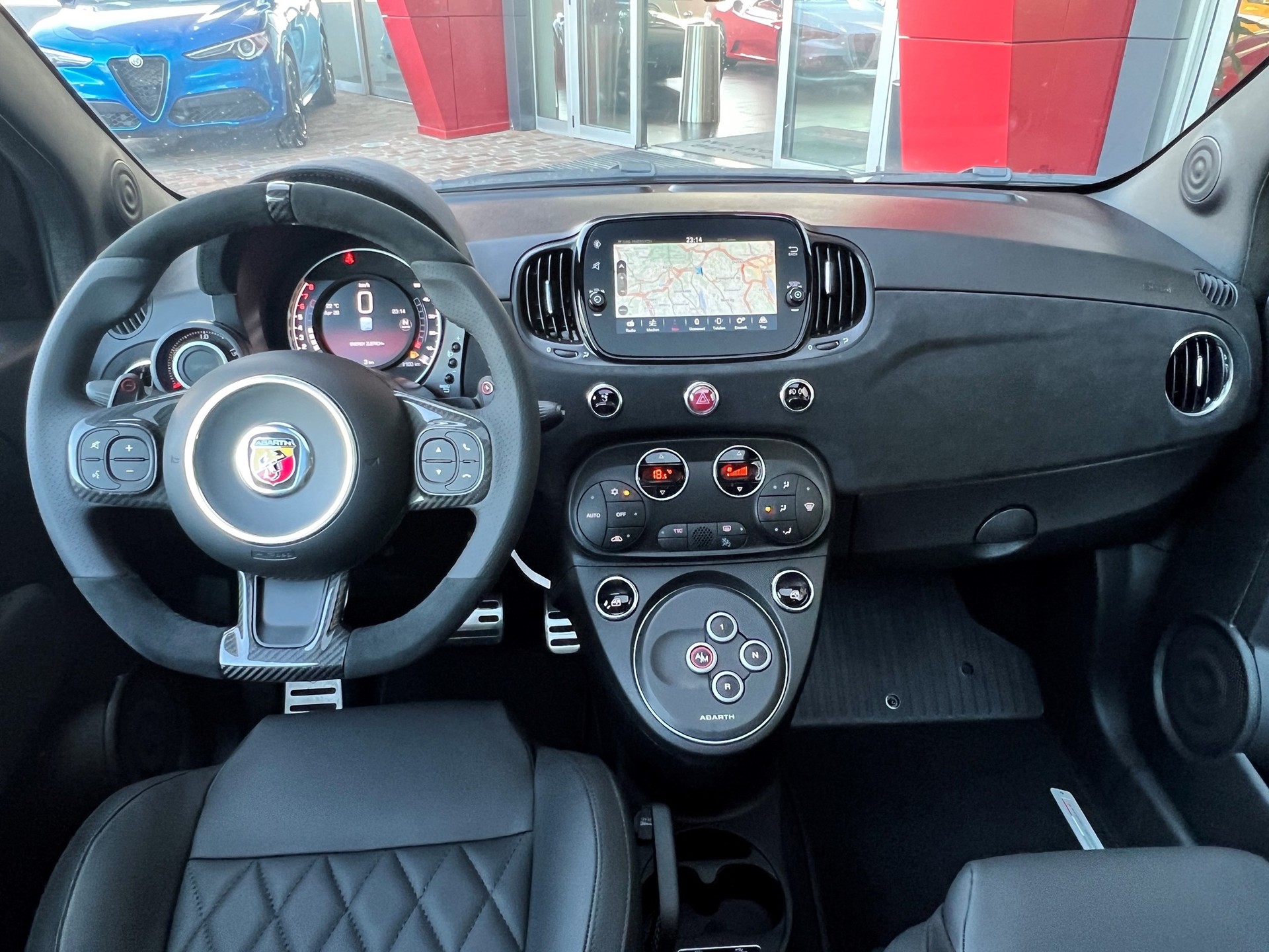 FIAT 695 1.4 16V Turbo Abarth 695 Turismo MTA Automat-image-4
