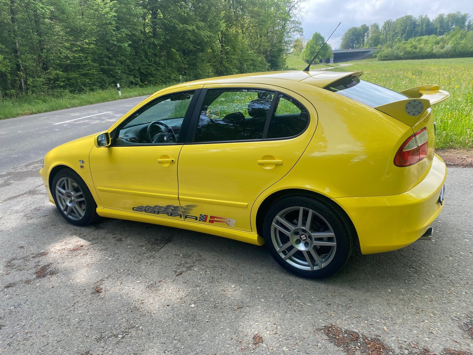 SEAT Leon 1.8 T Cupra R-image-2