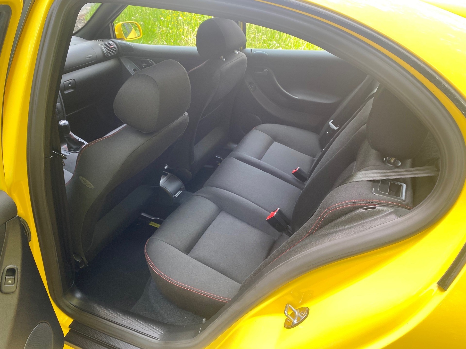 SEAT Leon 1.8 T Cupra R-image-8