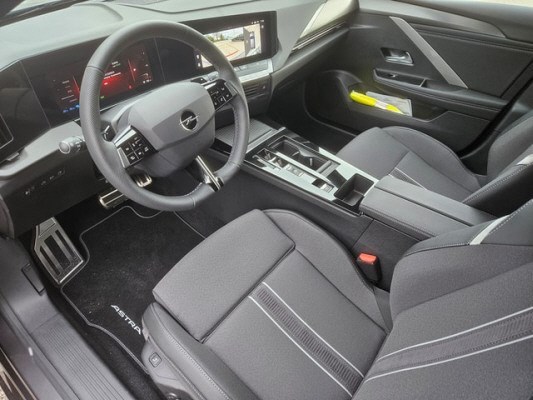 OPEL Astra ST 1.6PHEV Swiss+ A-image-8