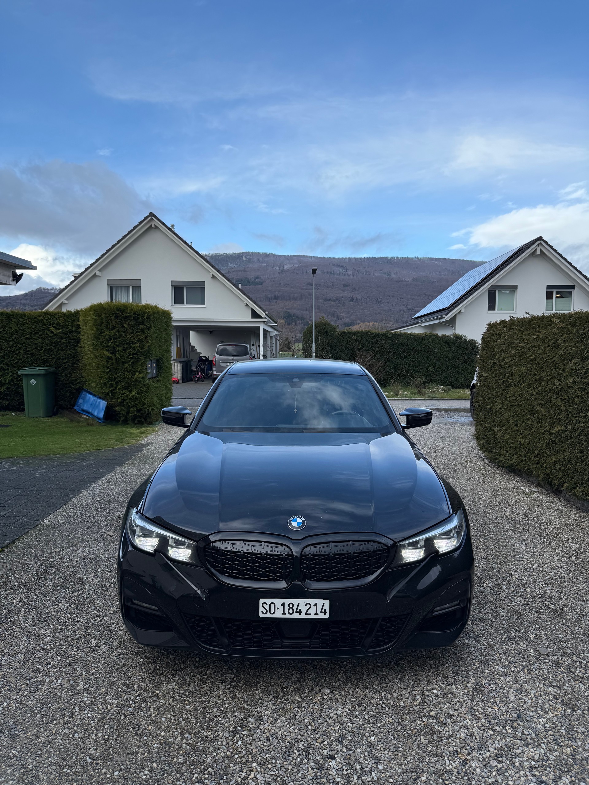 BMW 318d Steptronic M Sport-image-0