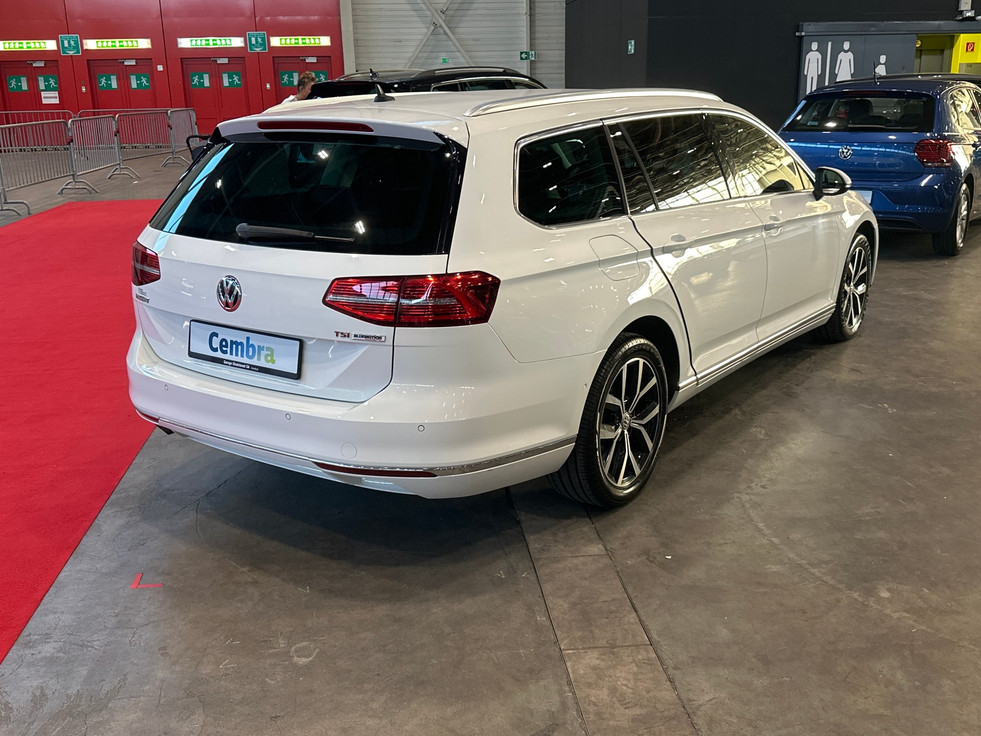 VW Passat Variant 1.8 TSI BMT Highline DSG-image-2