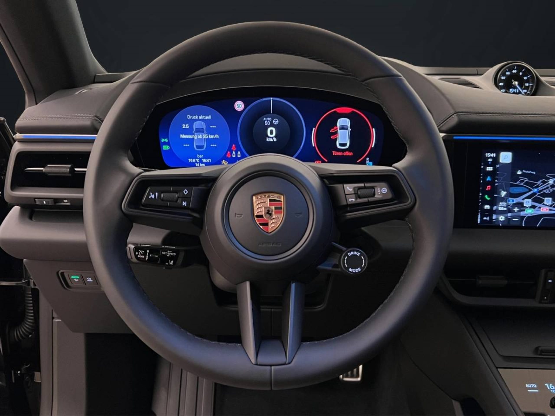 PORSCHE Macan 4S-image-3