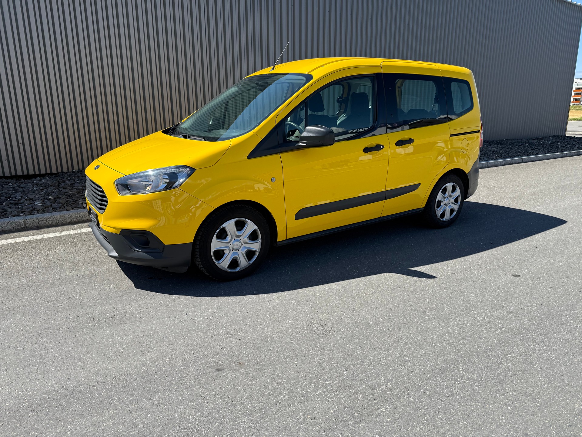 FORD Tourneo Courier 1.0 SCTi Trend +++ TACHYMATRE-image-0