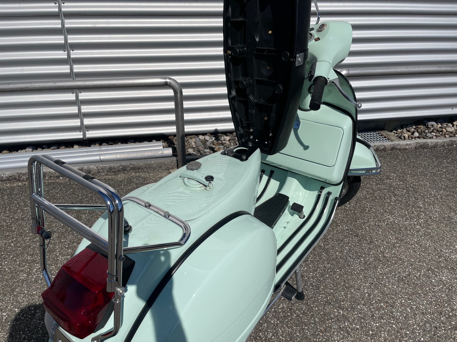 PIAGGIO Vespa 125-image-1