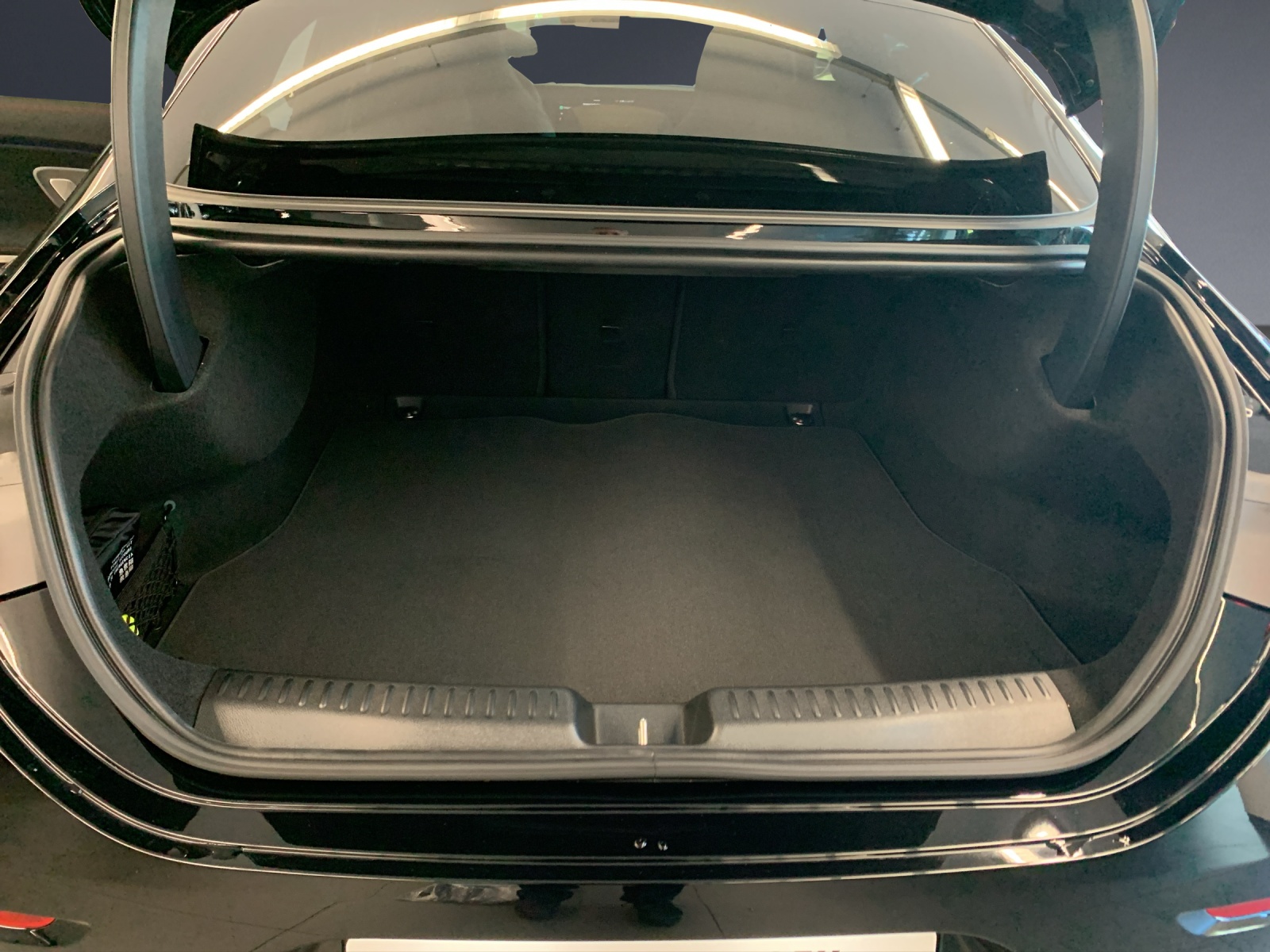 MERCEDES-BENZ CLA 250+ 85 kWh EQ Tech.-image-11