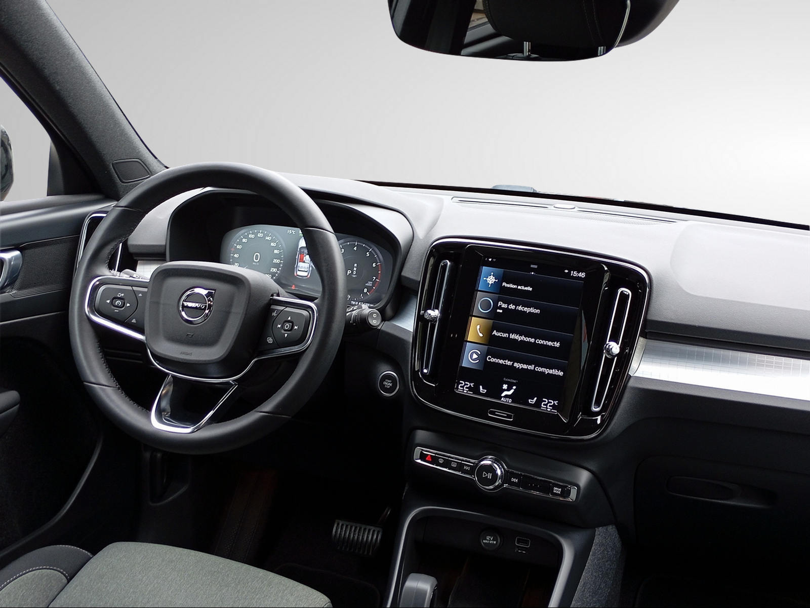 VOLVO XC40 T2 XCITE Geartronic-image-24